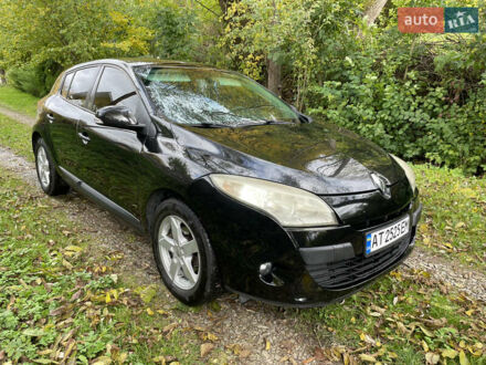Рено Меган 2009 в Снятине на Automoto.ua Черный Рено Меган, объемом двигателя 1.5 л и пробегом 220 тыс. км за 5900 $, фото 1 на Automoto.ua