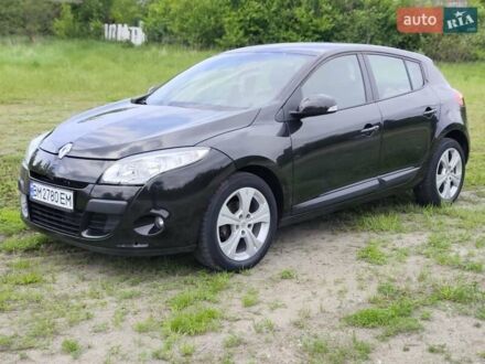 Рено Меган 2009 в Сумах на Automoto.ua Черный Рено Меган, объемом двигателя 1.6 л и пробегом 189 тыс. км за 6850 $, фото 1 на Automoto.ua