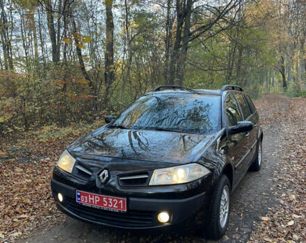 Черный Рено Меган, объемом двигателя 1.6 л и пробегом 219 тыс. км за 4599 $, фото 1 на Automoto.ua