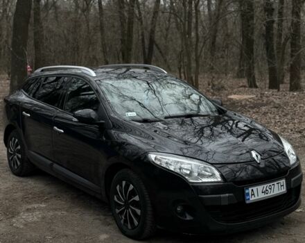 Черный Рено Меган, объемом двигателя 1.5 л и пробегом 300 тыс. км за 3999 $, фото 1 на Automoto.ua
