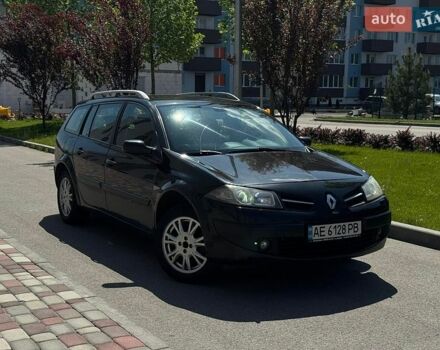 Черный Рено Меган, объемом двигателя 1.6 л и пробегом 250 тыс. км за 5200 $, фото 1 на Automoto.ua