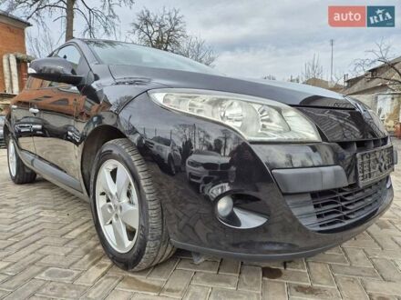 Рено Меган 2009 в Сумах на Automoto.ua Черный Рено Меган, объемом двигателя 1.6 л и пробегом 151 тыс. км за 7600 $, фото 1 на Automoto.ua