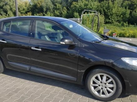 Рено Меган 2010 в Буче на Automoto.ua Черный Рено Меган, объемом двигателя 1.5 л и пробегом 228 тыс. км за 7200 $, фото 1 на Automoto.ua