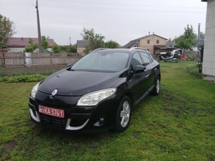 Рено Меган 2010 у Буче на Automoto.ua Чорний Рено Меган, об'ємом двигуна 0 л та пробігом 286 тис. км за 5950 $, фото 1 на Automoto.ua