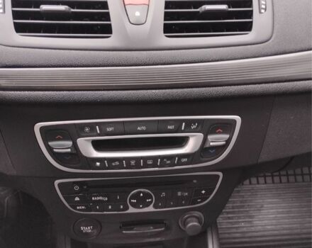 Черный Рено Меган, объемом двигателя 1.5 л и пробегом 236 тыс. км за 7200 $, фото 1 на Automoto.ua