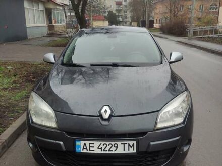 Черный Рено Меган, объемом двигателя 1.5 л и пробегом 231 тыс. км за 7000 $, фото 1 на Automoto.ua