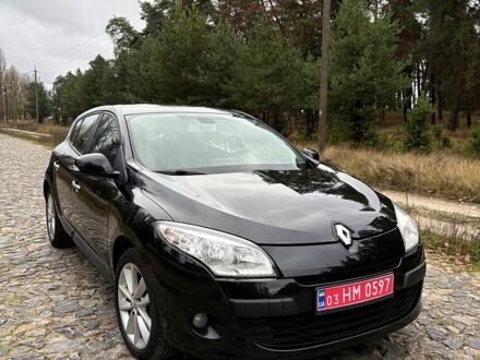 Чорний Рено Меган, об'ємом двигуна 1.6 л та пробігом 212 тис. км за 7500 $, фото 1 на Automoto.ua