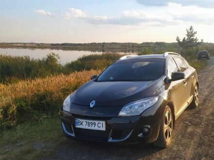 Черный Рено Меган, объемом двигателя 0 л и пробегом 178 тыс. км за 7200 $, фото 1 на Automoto.ua
