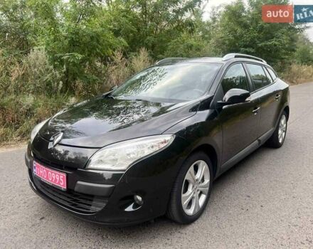 Черный Рено Меган, объемом двигателя 1.6 л и пробегом 160 тыс. км за 7800 $, фото 1 на Automoto.ua