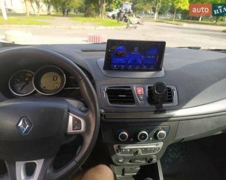 Черный Рено Меган, объемом двигателя 1.46 л и пробегом 225 тыс. км за 6300 $, фото 1 на Automoto.ua