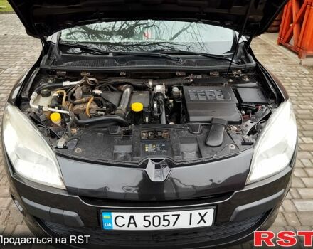 Черный Рено Меган, объемом двигателя 1.5 л и пробегом 225 тыс. км за 7000 $, фото 1 на Automoto.ua