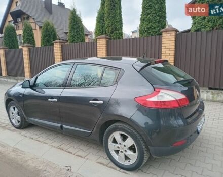 Чорний Рено Меган, об'ємом двигуна 1.6 л та пробігом 220 тис. км за 7650 $, фото 1 на Automoto.ua