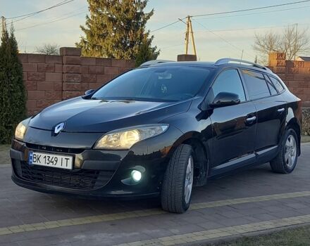Черный Рено Меган, объемом двигателя 1.5 л и пробегом 238 тыс. км за 6650 $, фото 1 на Automoto.ua