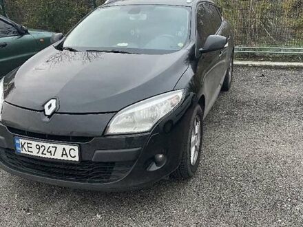 Черный Рено Меган, объемом двигателя 1.5 л и пробегом 330 тыс. км за 8000 $, фото 1 на Automoto.ua