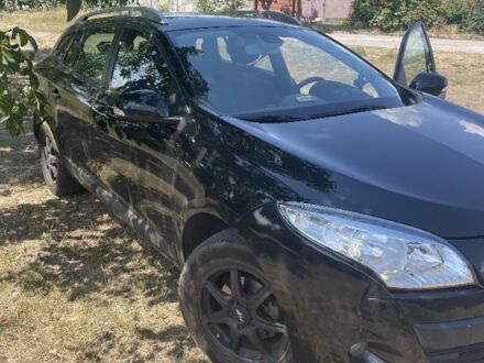 Черный Рено Меган, объемом двигателя 1.5 л и пробегом 330 тыс. км за 8000 $, фото 1 на Automoto.ua