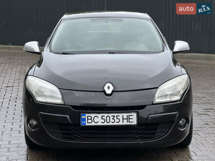 Рено Меган 2010 в Хмельницком на Automoto.ua Черный Рено Меган, объемом двигателя 1.6 л и пробегом 230 тыс. км за 5700 $, фото 1 на Automoto.ua