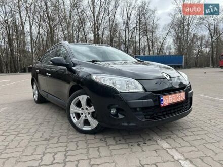 Рено Меган 2011 в Сумах на Automoto.ua Черный Рено Меган, объемом двигателя 1.6 л и пробегом 214 тыс. км за 7499 $, фото 1 на Automoto.ua