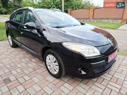 Рено Меган 2011 у Лубнах на Automoto.ua Чорний Рено Меган, об'ємом двигуна 1.6 л та пробігом 189 тис. км за 7850 $, фото 1 на Automoto.ua
