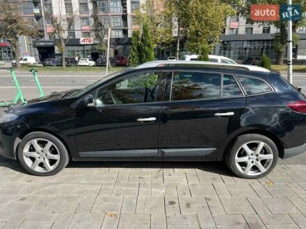 Рено Меган 2011 в Красилове на Automoto.ua Черный Рено Меган, объемом двигателя 1.5 л и пробегом 288 тыс. км за 7700 $, фото 1 на Automoto.ua
