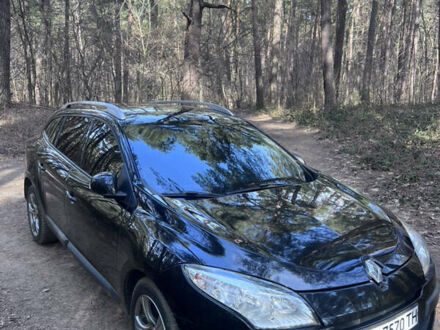 Рено Меган 2011 в Бродах на Automoto.ua Черный Рено Меган, объемом двигателя 1.46 л и пробегом 220 тыс. км за 7600 $, фото 1 на Automoto.ua