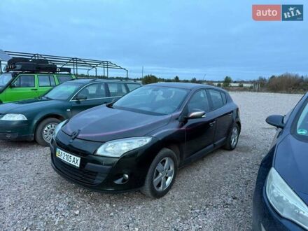 Черный Рено Меган, объемом двигателя 1.6 л и пробегом 260 тыс. км за 4099 $, фото 1 на Automoto.ua