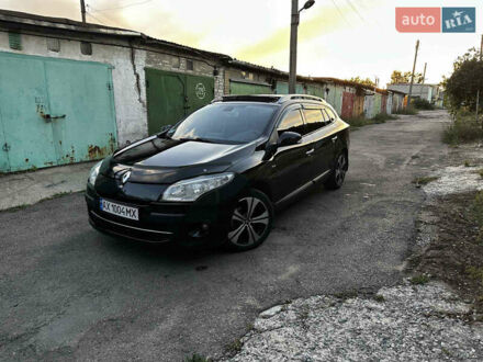 Рено Меган 2011 в Харькове на Automoto.ua Черный Рено Меган, объемом двигателя 1.46 л и пробегом 232 тыс. км за 7700 $, фото 1 на Automoto.ua