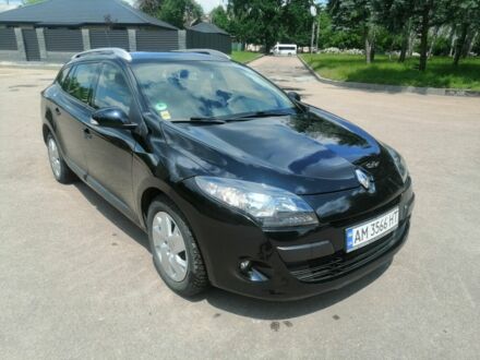 Рено Меган 2011 у Житомирі на Automoto.ua Чорний Рено Меган, об'ємом двигуна 1.5 л та пробігом 247 тис. км за 6200 $, фото 1 на Automoto.ua