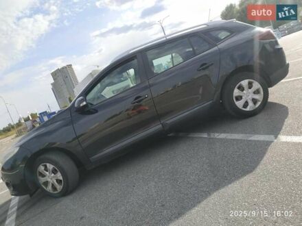 Рено Меган 2011 у Чернігові на Automoto.ua Чорний Рено Меган, об'ємом двигуна 0 л та пробігом 193 тис. км за 6500 $, фото 1 на Automoto.ua