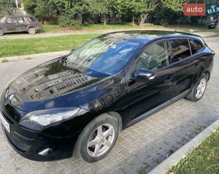 Рено Меган 2011 у Івано-Франківську на Automoto.ua Чорний Рено Меган, об'ємом двигуна 1.46 л та пробігом 289 тис. км за 6500 $, фото 1 на Automoto.ua