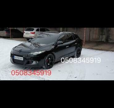 Черный Рено Меган, объемом двигателя 2 л и пробегом 226 тыс. км за 8200 $, фото 1 на Automoto.ua