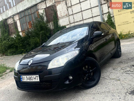 Рено Меган 2011 у Полтаві на Automoto.ua Чорний Рено Меган, об'ємом двигуна 1.5 л та пробігом 265 тис. км за 5950 $, фото 1 на Automoto.ua