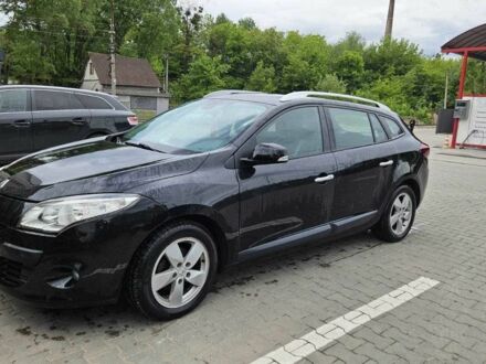 Рено Меган 2011 в Черновцах на Automoto.ua Черный Рено Меган, объемом двигателя 1.5 л и пробегом 211 тыс. км за 6300 $, фото 1 на Automoto.ua