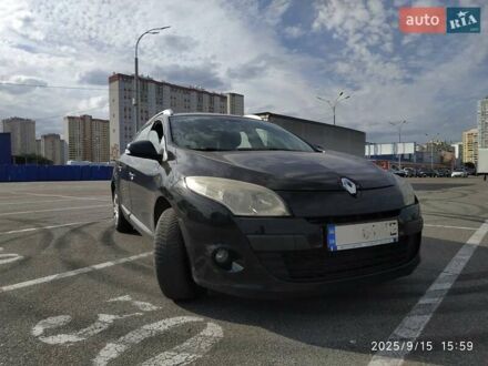 Рено Меган 2011 у Чернігові на Automoto.ua Чорний Рено Меган, об'ємом двигуна 1.4 л та пробігом 193 тис. км за 6300 $, фото 1 на Automoto.ua