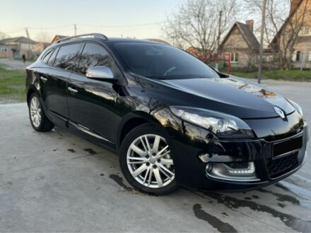 Рено Меган 2012 в Кривом Роге на Automoto.ua Черный Рено Меган, объемом двигателя 0 л и пробегом 135 тыс. км за 11500 $, фото 1 на Automoto.ua