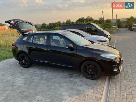 Рено Меган 2012 в Звенигородка на Automoto.ua Черный Рено Меган, объемом двигателя 1.46 л и пробегом 254 тыс. км за 8500 $, фото 1 на Automoto.ua