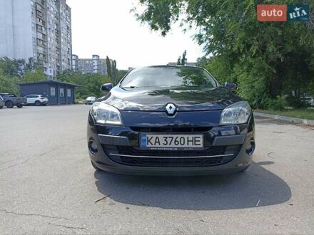 Рено Меган 2012 у Києві на Automoto.ua Чорний Рено Меган, об'ємом двигуна 1.9 л та пробігом 148 тис. км за 8400 $, фото 1 на Automoto.ua