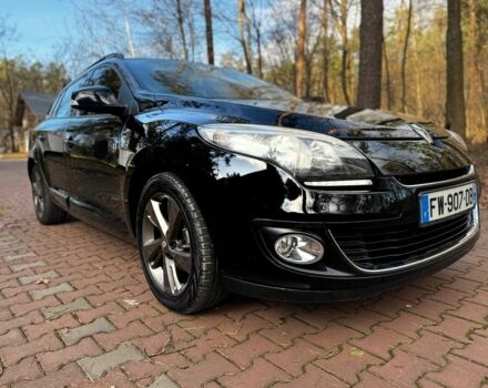 Черный Рено Меган, объемом двигателя 1.5 л и пробегом 230 тыс. км за 7200 $, фото 1 на Automoto.ua