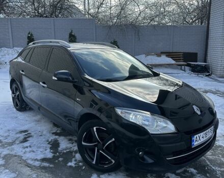 Черный Рено Меган, объемом двигателя 1.5 л и пробегом 223 тыс. км за 7800 $, фото 1 на Automoto.ua