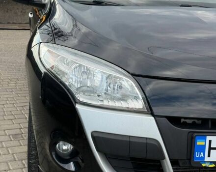 Рено Меган 2012 у Одесі на Automoto.ua Чорний Рено Меган, об'ємом двигуна 1.5 л та пробігом 244 тис. км за 7600 $, фото 1 на Automoto.ua