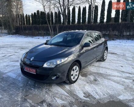 Чорний Рено Меган, об'ємом двигуна 1.6 л та пробігом 247 тис. км за 6850 $, фото 1 на Automoto.ua
