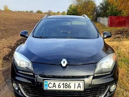 Рено Меган 2012 у Черкасах на Automoto.ua Чорний Рено Меган, об'ємом двигуна 1.5 л та пробігом 230 тис. км за 8999 $, фото 1 на Automoto.ua