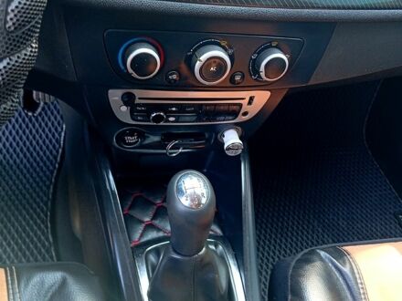 Черный Рено Меган, объемом двигателя 1.5 л и пробегом 249 тыс. км за 7200 $, фото 1 на Automoto.ua