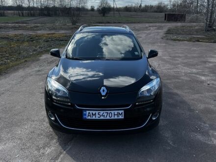 Рено Меган 2012 в Овруче на Automoto.ua Черный Рено Меган, объемом двигателя 1.5 л и пробегом 240 тыс. км за 8000 $, фото 1 на Automoto.ua