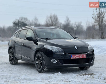 Черный Рено Меган, объемом двигателя 1.5 л и пробегом 235 тыс. км за 8199 $, фото 1 на Automoto.ua