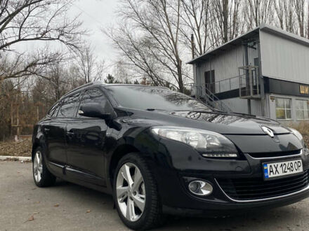Рено Меган 2012 у Харкові на Automoto.ua Чорний Рено Меган, об'ємом двигуна 1.46 л та пробігом 312 тис. км за 7500 $, фото 1 на Automoto.ua