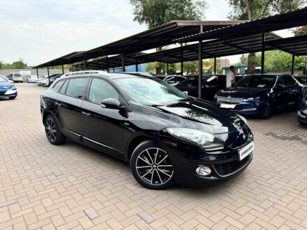 Рено Меган 2013 в Кривом Роге на Automoto.ua Черный Рено Меган, объемом двигателя 1.5 л и пробегом 210 тыс. км за 9300 $, фото 1 на Automoto.ua