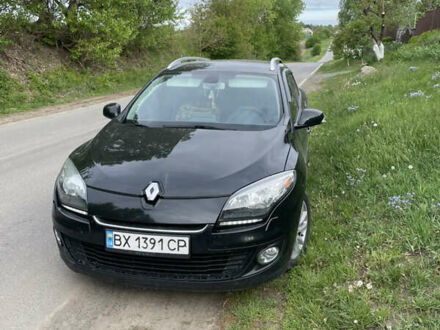 Рено Меган 2013 в Красилове на Automoto.ua Черный Рено Меган, объемом двигателя 1.5 л и пробегом 300 тыс. км за 7400 $, фото 1 на Automoto.ua