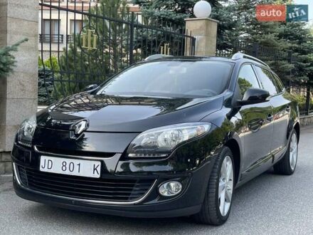 Рено Меган 2013 в Трускавце на Automoto.ua Черный Рено Меган, объемом двигателя 1.5 л и пробегом 243 тыс. км за 8200 $, фото 1 на Automoto.ua
