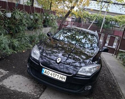 Рено Меган 2013 в Ужгороде на Automoto.ua Черный Рено Меган, объемом двигателя 1.5 л и пробегом 265 тыс. км за 7500 $, фото 1 на Automoto.ua