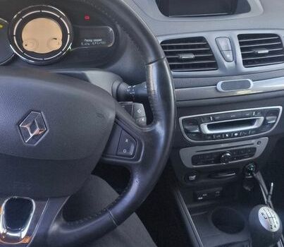 Чорний Рено Меган, об'ємом двигуна 1.5 л та пробігом 260 тис. км за 8800 $, фото 1 на Automoto.ua